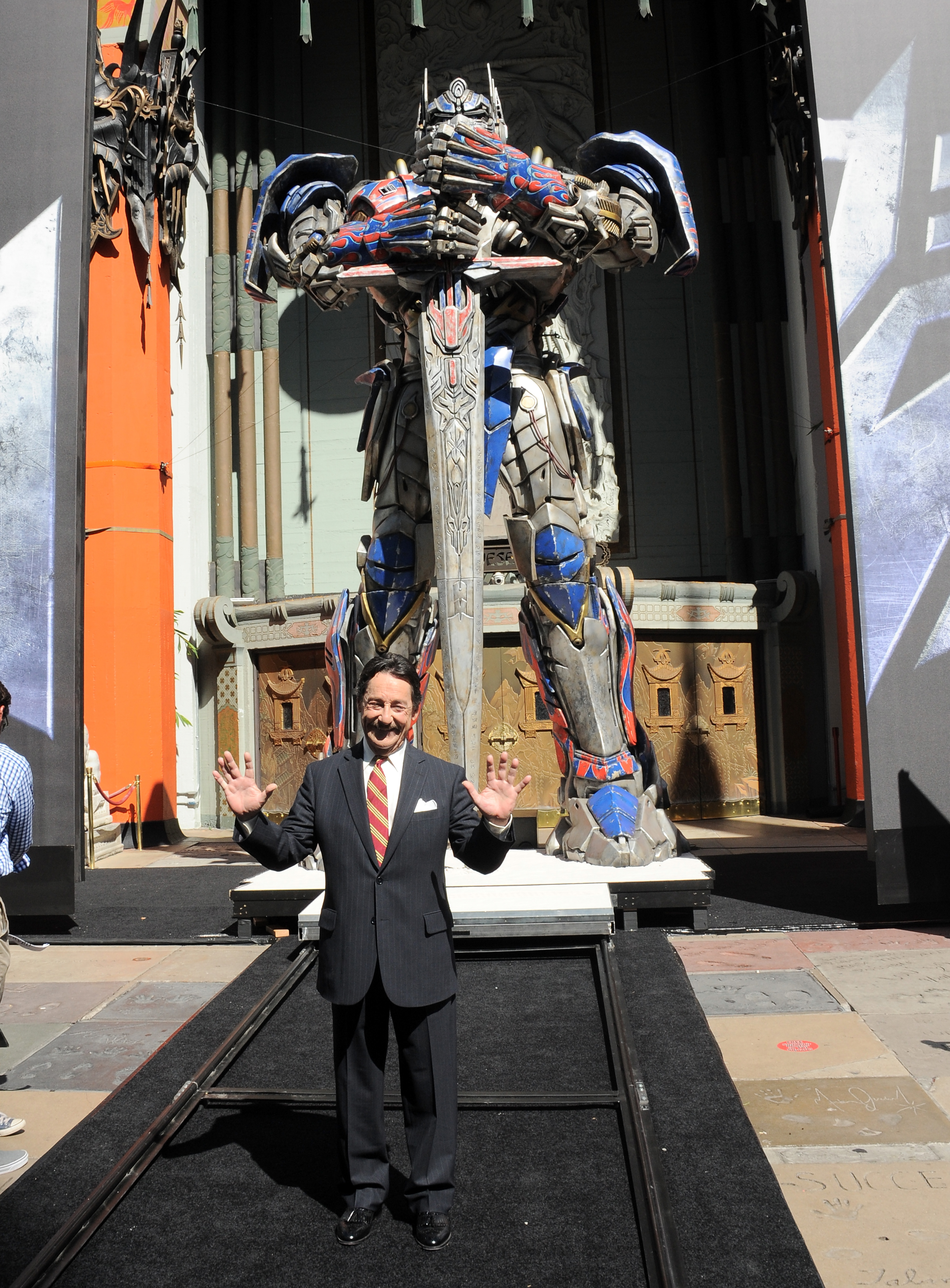 Peter Cullen at the Optimus Prime hand and footprint ceremony held at TCL Chinese Theatre on September 30, 2014 | Soruce: Getty Images