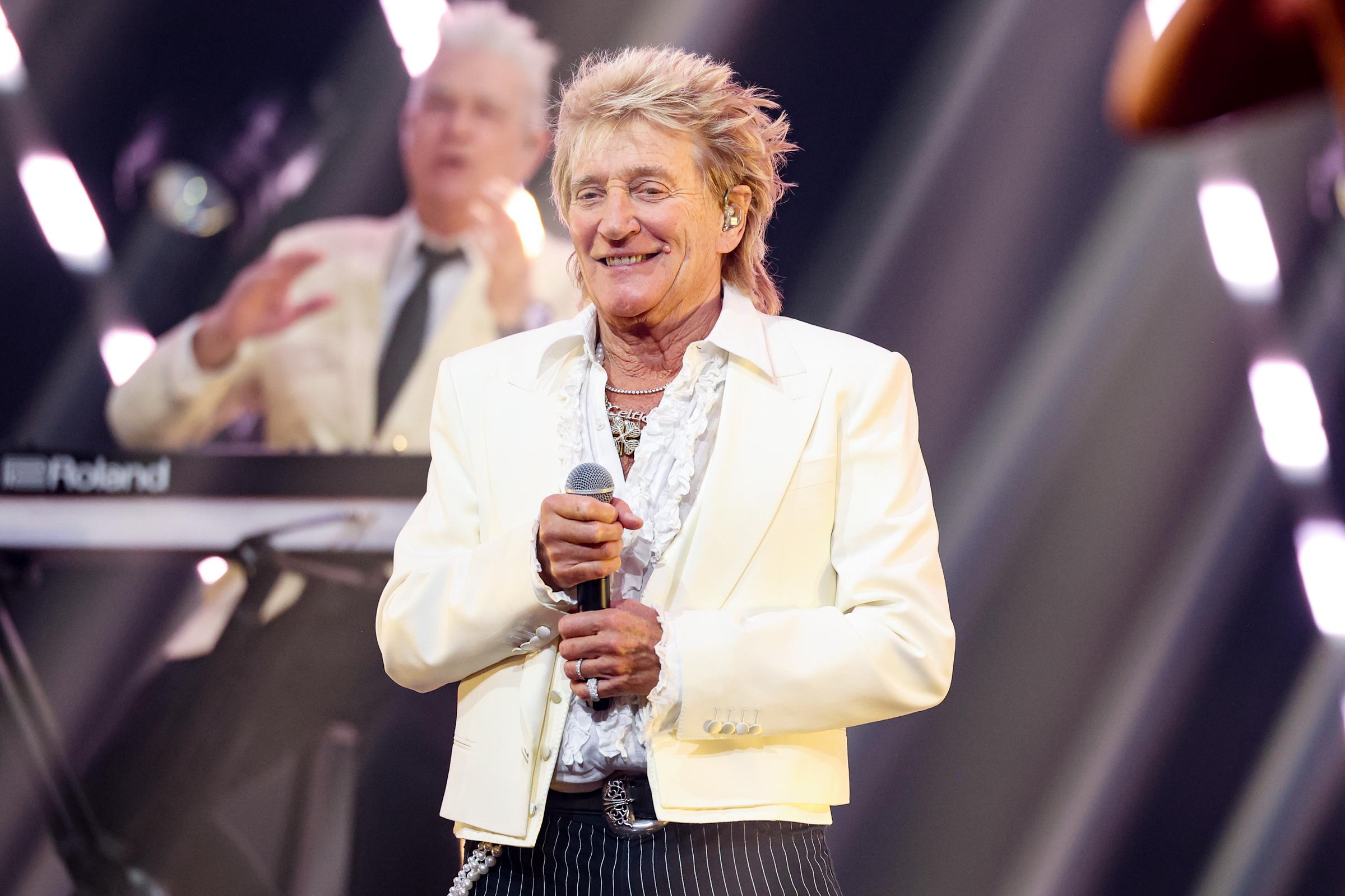 Rod Stewart performs onstage at the 2025 American Music Awards held at the Fontainebleau Las Vegas on May 26 in Nevada. | Source: Getty Images